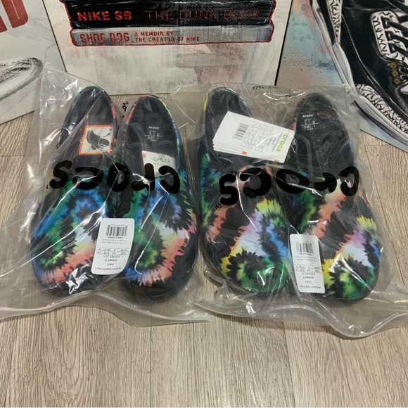 New Crocs Neria Pro II Graphic Clog Women's US Size 6, 7 205385-001 (3277) - Picture 9 of 9